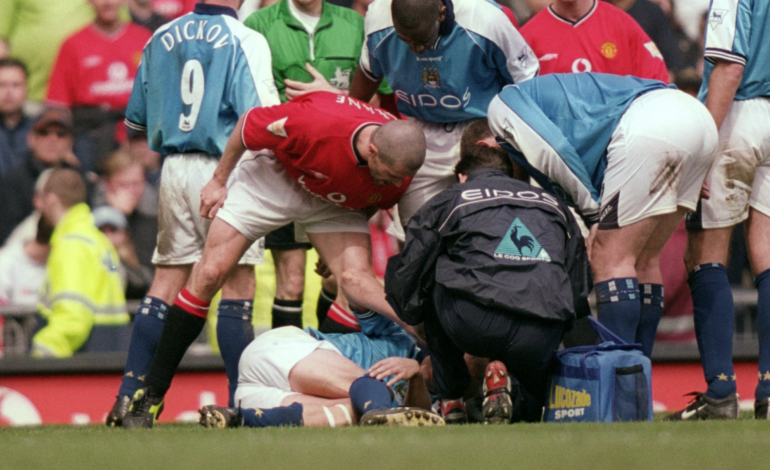 Manchester United legend Roy Keane jokingly blames Gary Neville for red card after infamous tackle on Erling Haaland’s dad